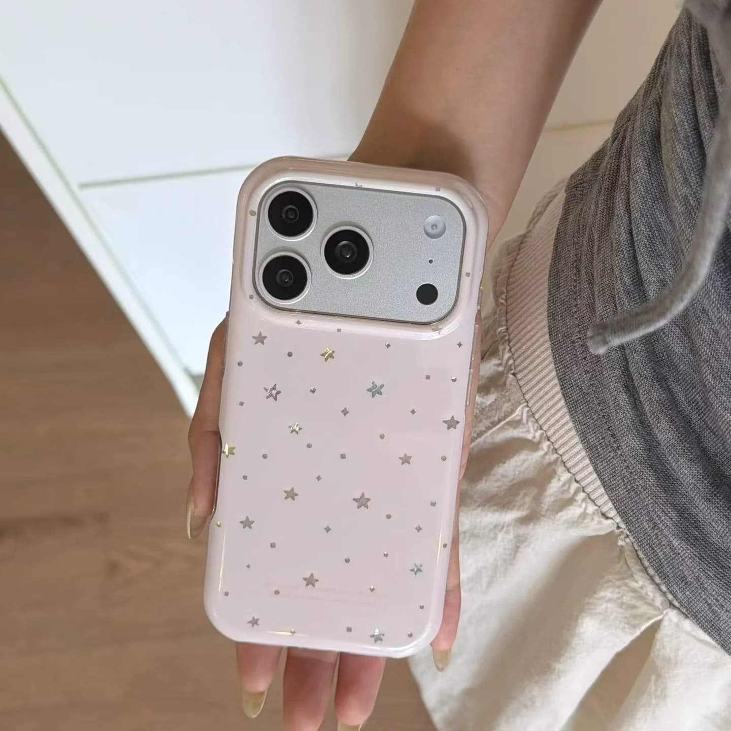 Casing iPhone 17 Pro Max Motif Bintang Polkadot Gaya Korea INS Minimalis Anti Banting